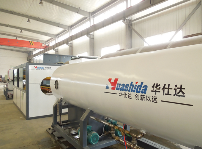 华仕达专治各种特殊型号  宁夏客户订450—1170型保温管设备