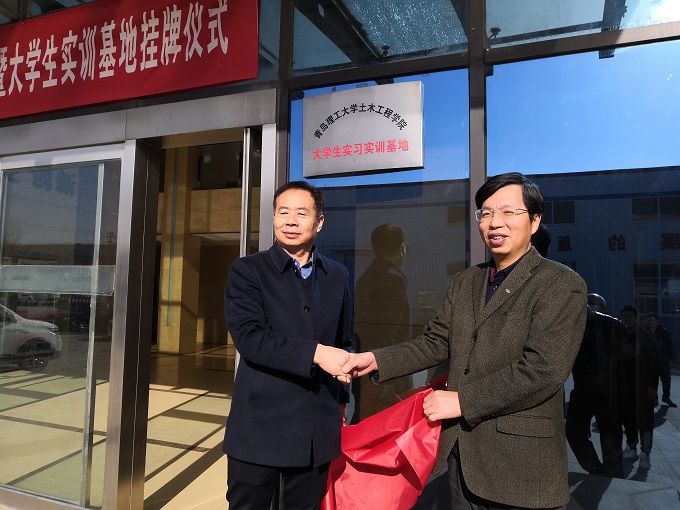 华仕达涵洞隧道大型压力钢管内外壁除锈防腐工艺设备优势